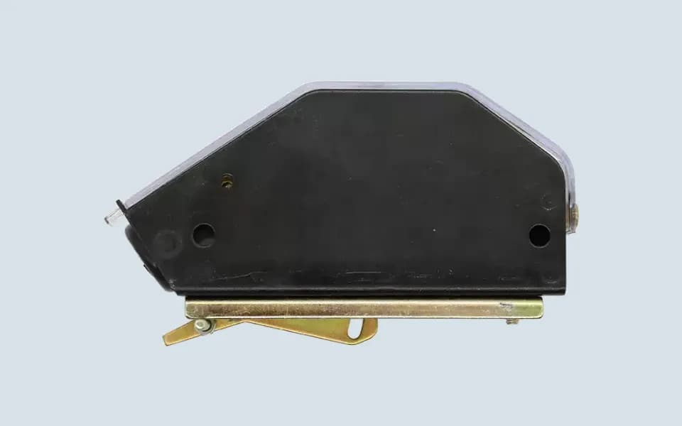 EL-7208 - 2