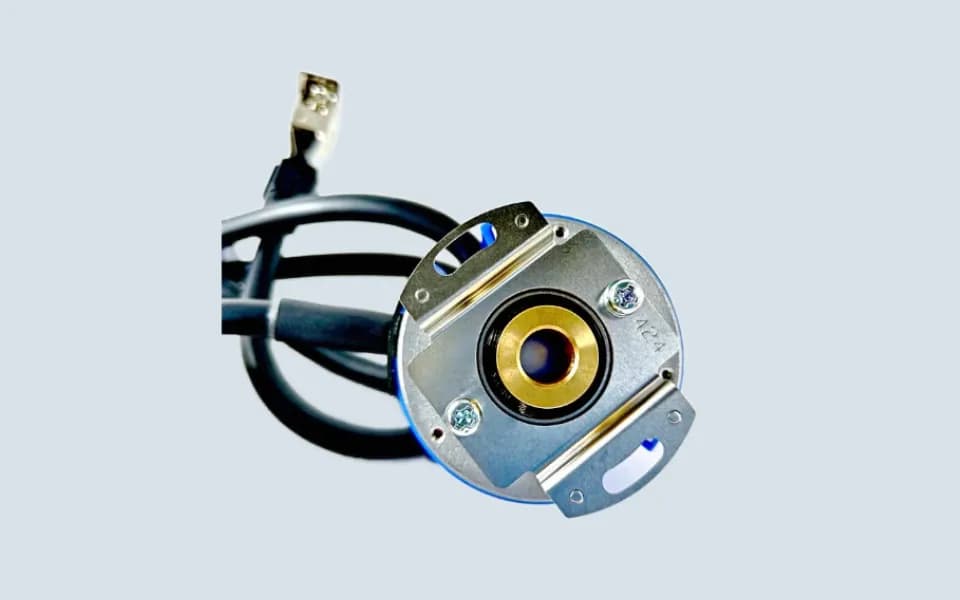 Tamagawa Encoder OIH48-2048C TS5213N2510 - 2