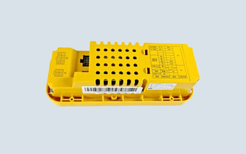 RKP220/12PE-19 XOA7072AAG417 XIOLIFT Car-Top Inspection Box 4-in-1 Power Supply Unit - 4