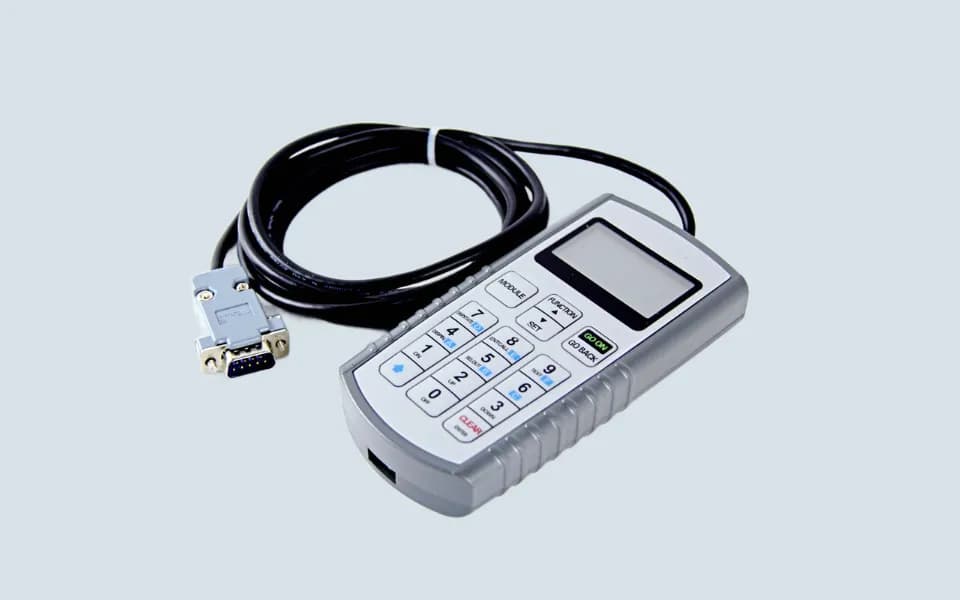 XIOLIFT SMART HAMCB Mainboard Debugging and Operation Server