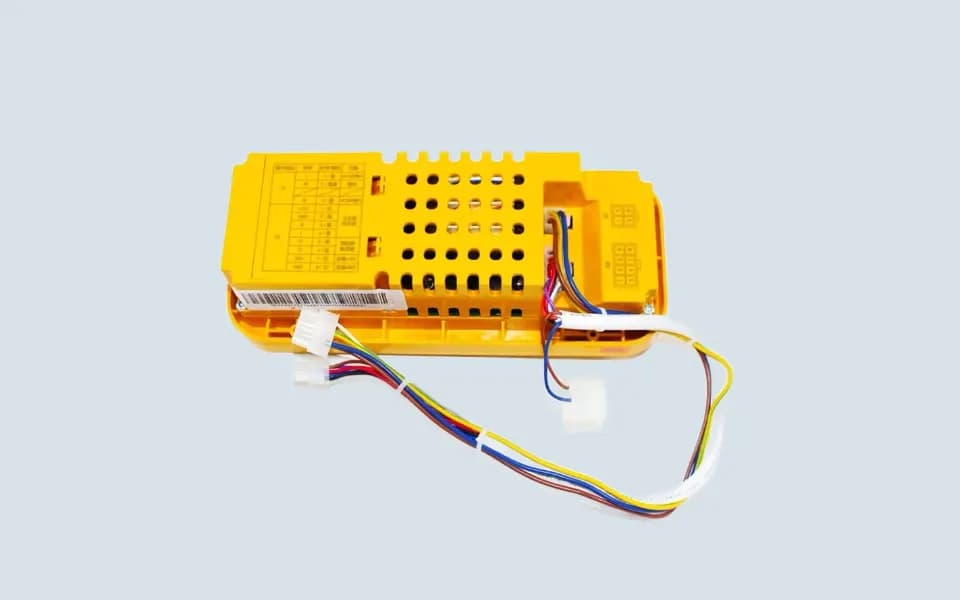 RKP220/12PE-19 XOA7072AAG417 XIOLIFT Car-Top Inspection Box 4-in-1 Power Supply Unit - 1