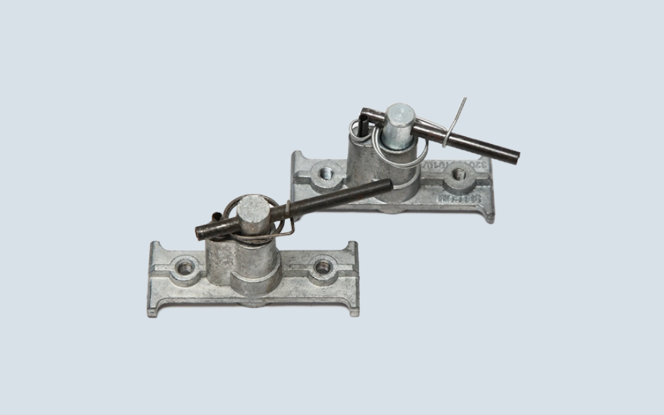 Selcom landing door triangle lock 3201.05.1010 side view