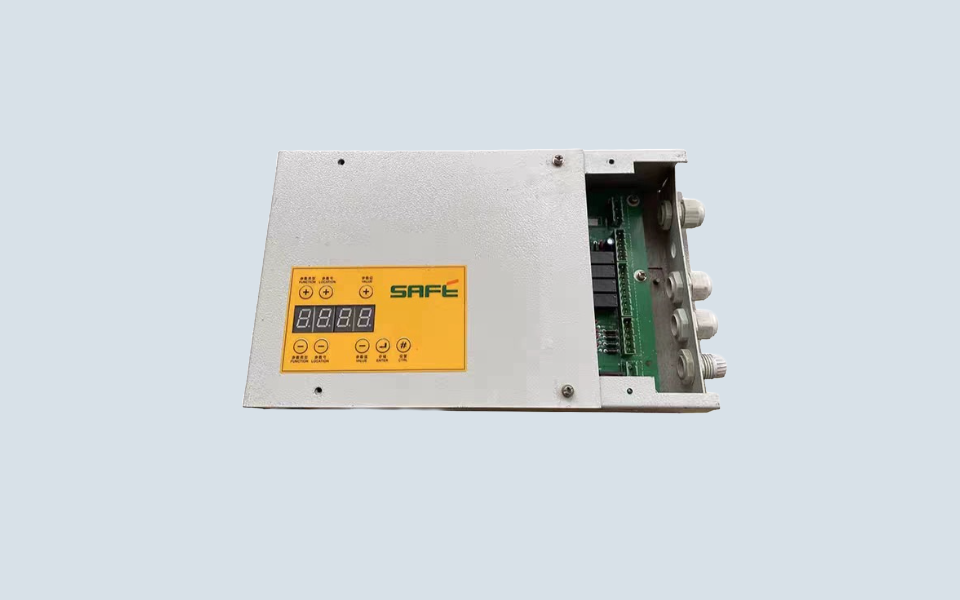 selcom-door-controller