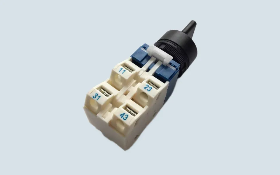 switch-LAY39-B